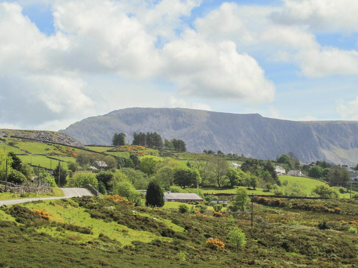 Y Garreg Fawr *